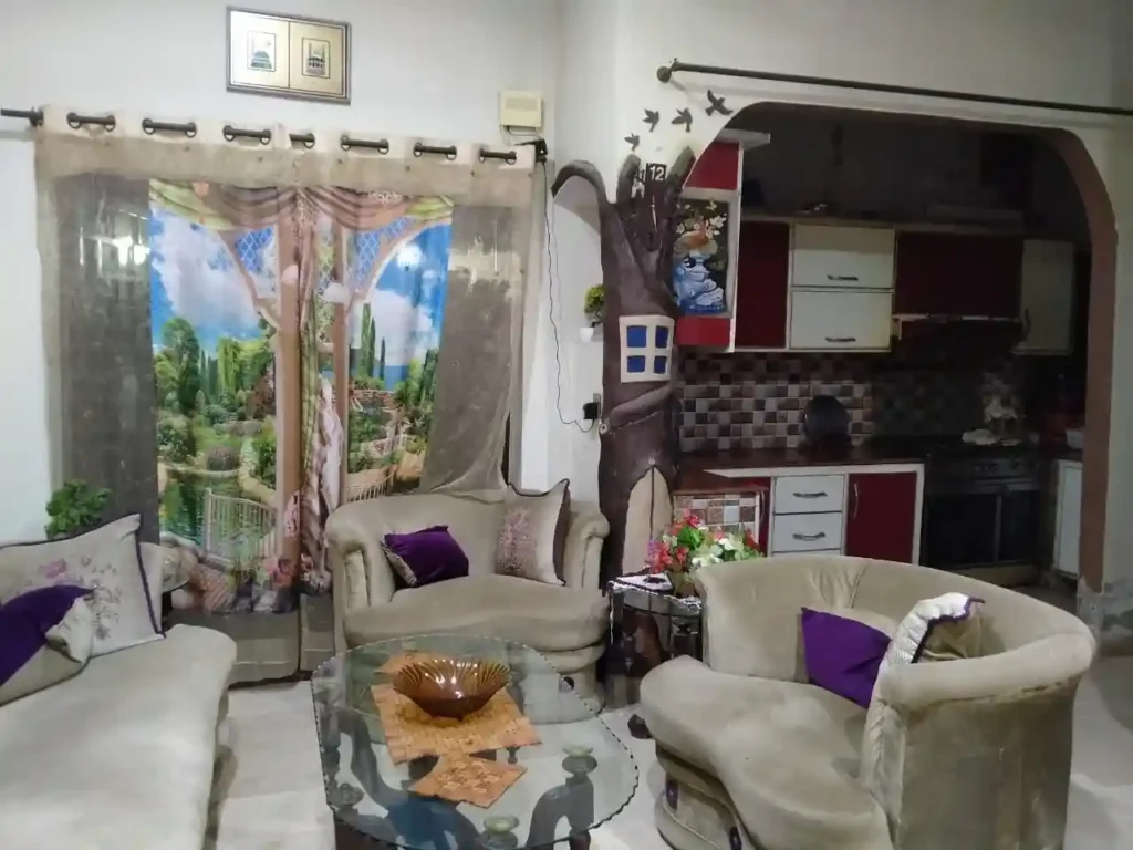 Home 3 Girls hostel in Multan, image